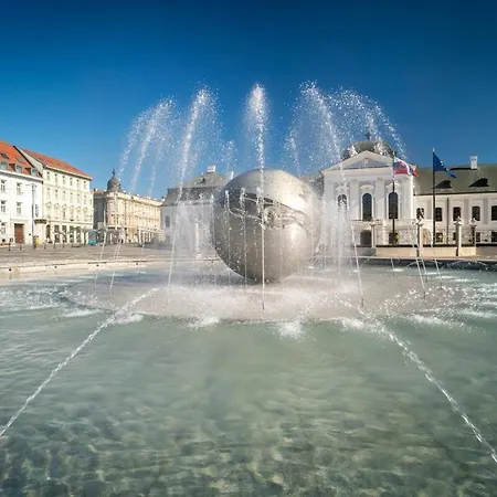 شقة Chic Urban 1br And Easy Parking براتسيلافا