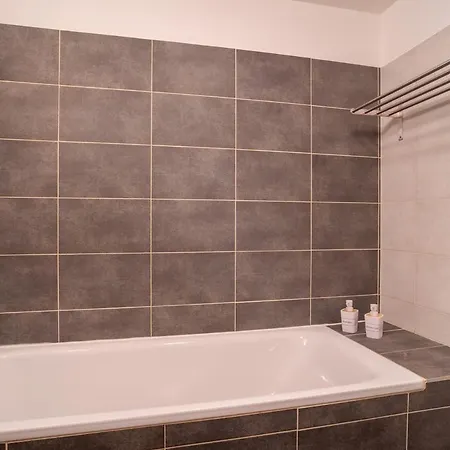 شقة Chic Urban 1br And Easy Parking