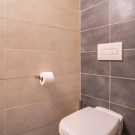 شقة Chic Urban 1br And Easy Parking *